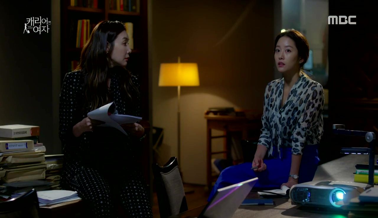 Woman With a Suitcase Episode 1 » Dramabeans Korean drama recaps